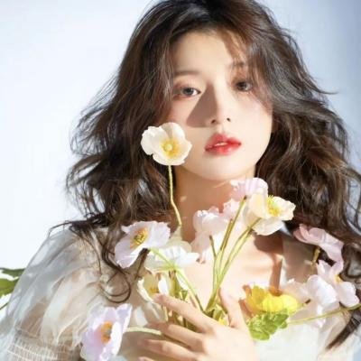 女人中的陌生人海报